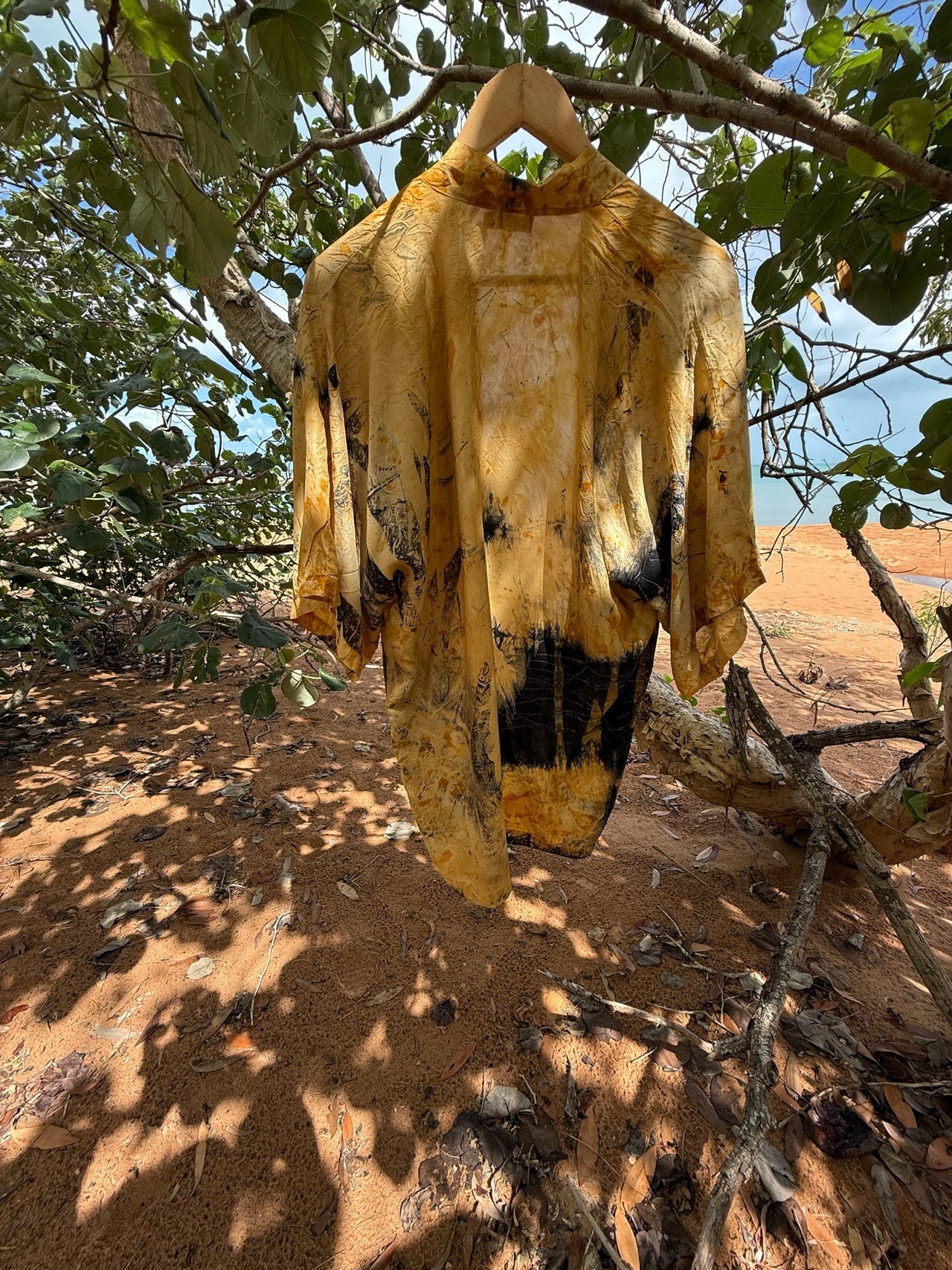 Bush Dye Capsule Collection: Silk Robe S/M by Dingmalmurrangkama